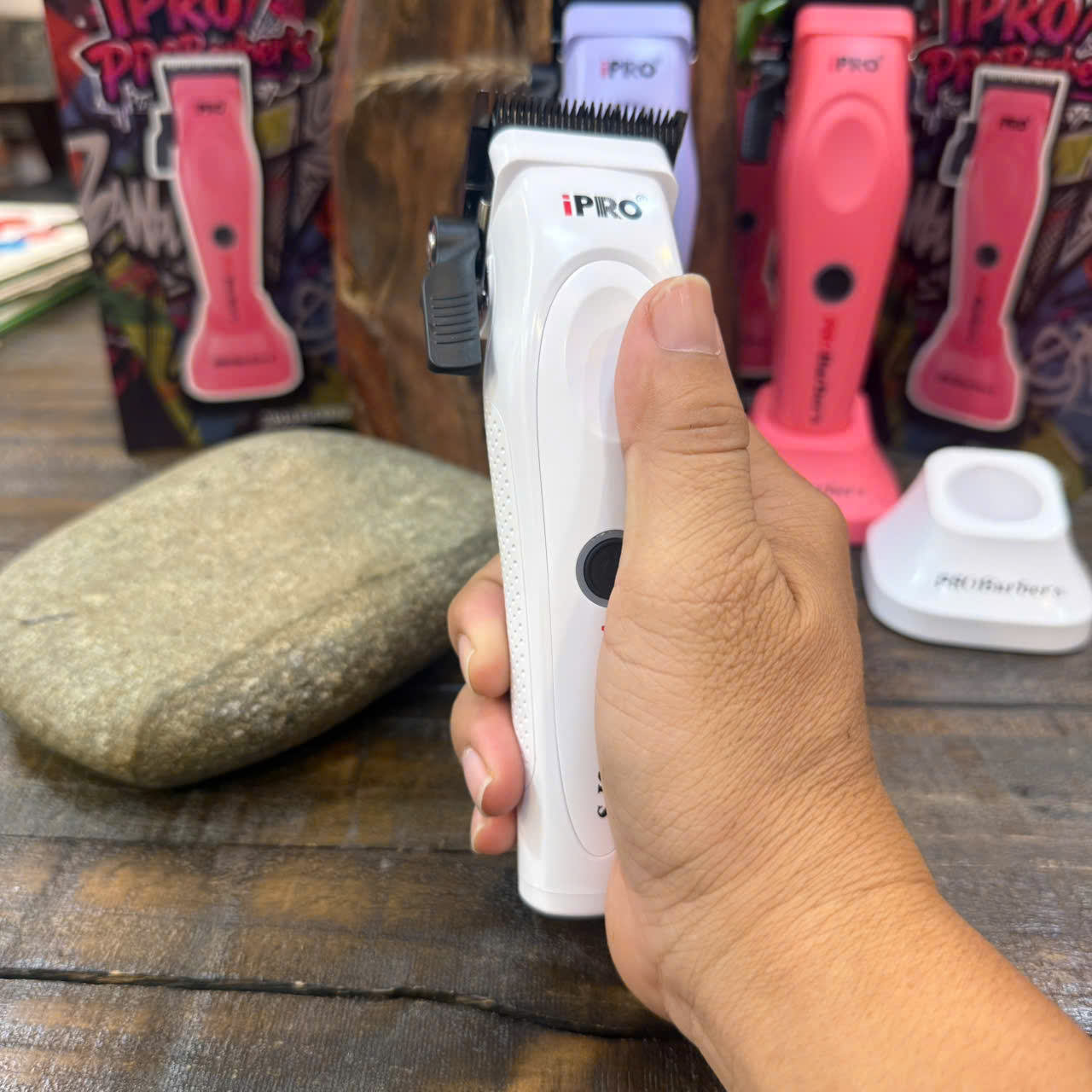 Tông đơ cắt tóc iPRO Probarber's S1090