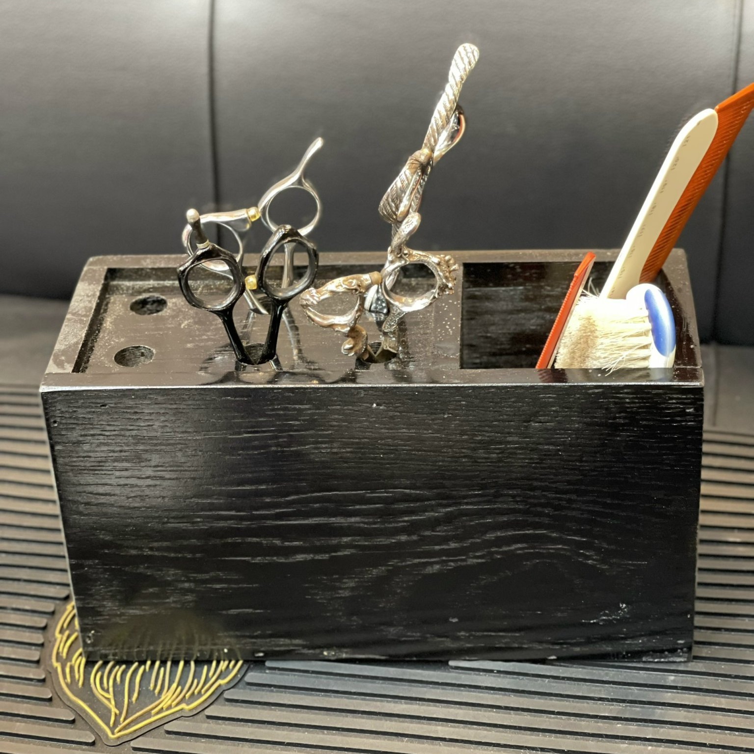 Hộp Gỗ Đựng Lược Kéo Cắt Tóc