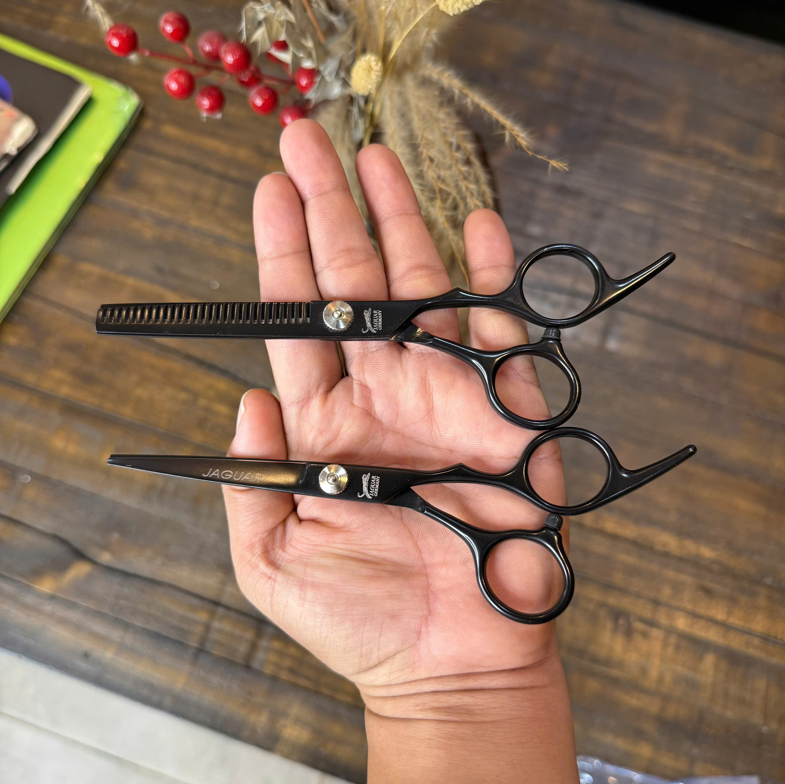 kéo cắt tóc dành cho học viên - Kéo cắt tóc gia đình K98