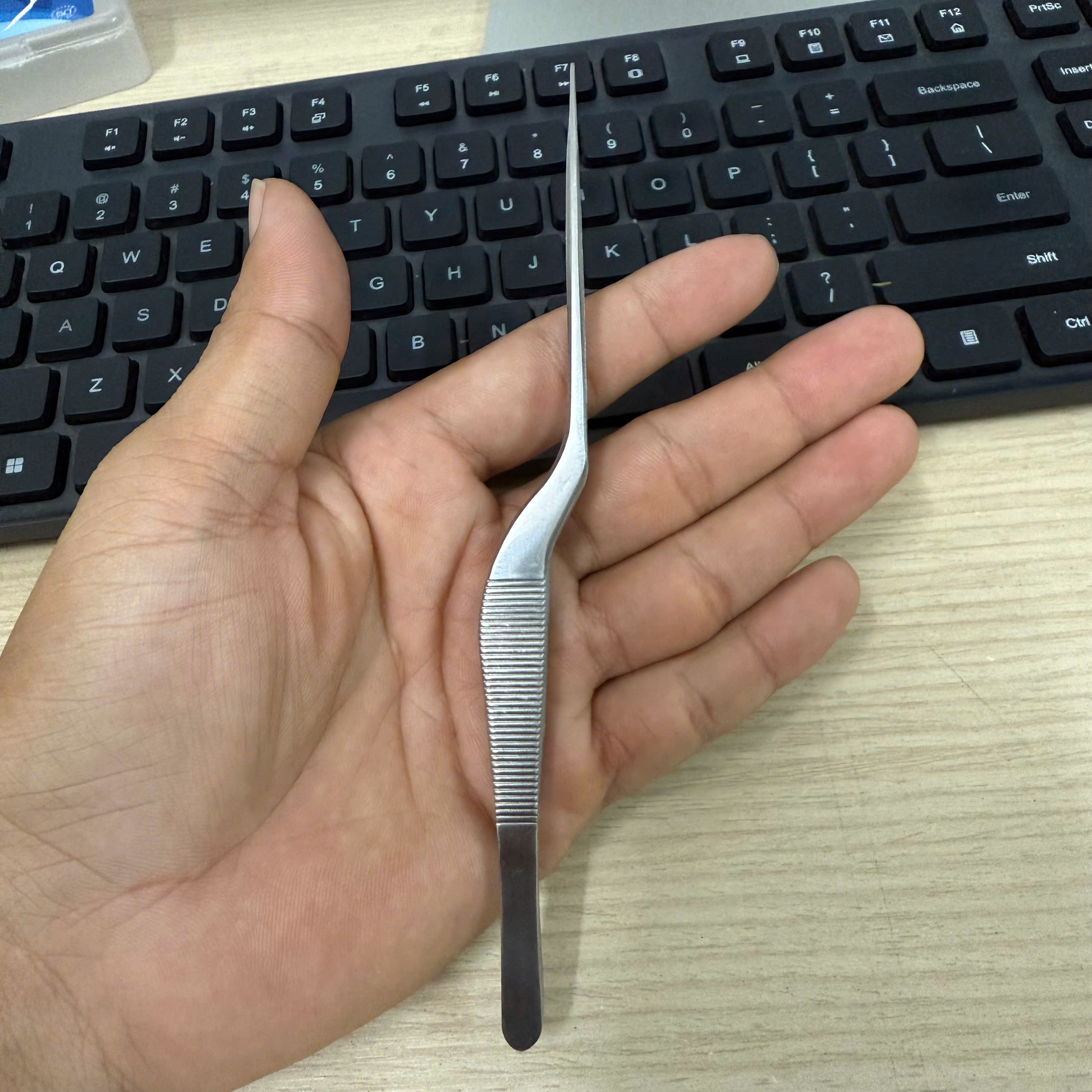 Nhíp Gắp Ráy Tai 16cm Đã Mài Chốt Nhỏ