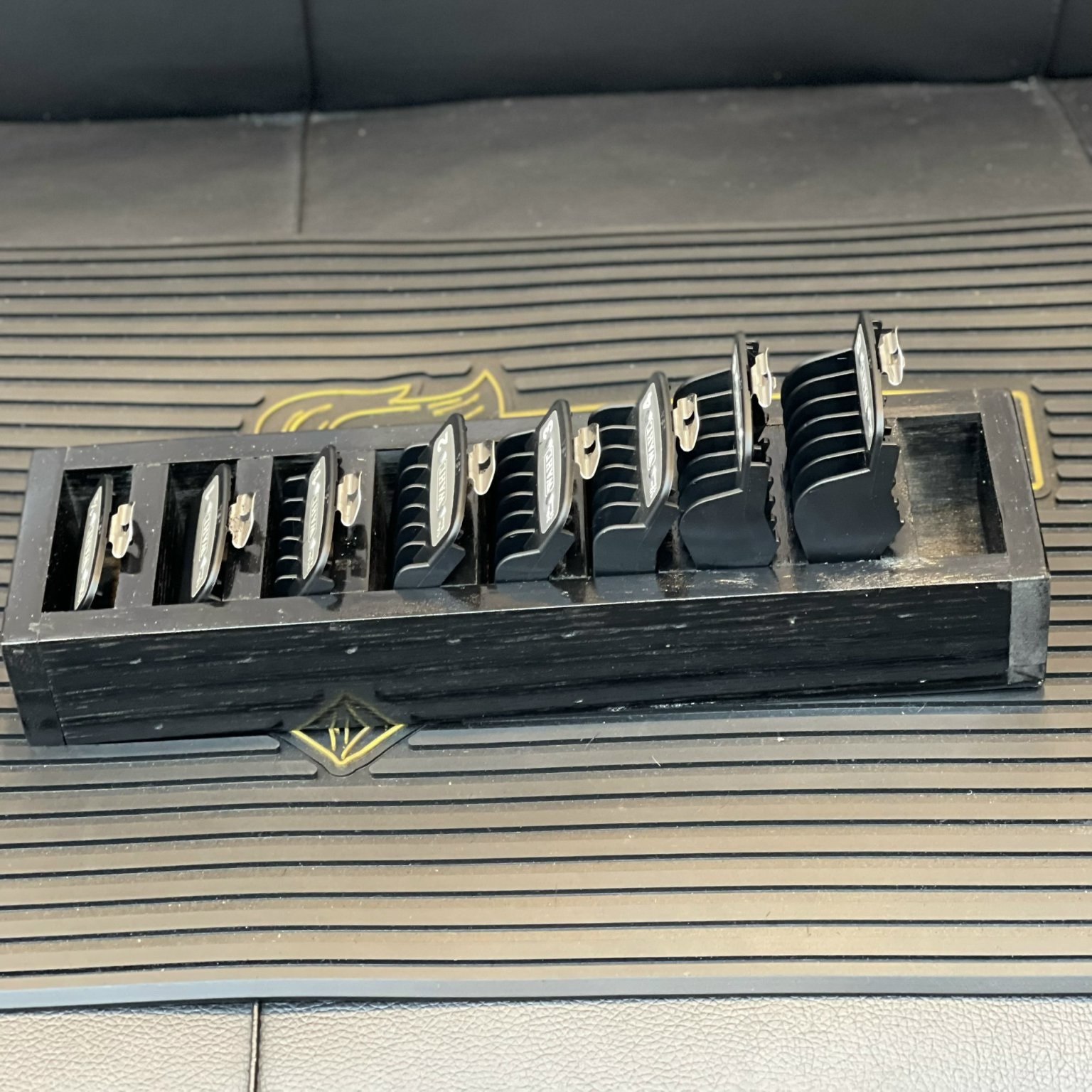 Khay Đựng Cử Tông Đơ Bằng Gỗ