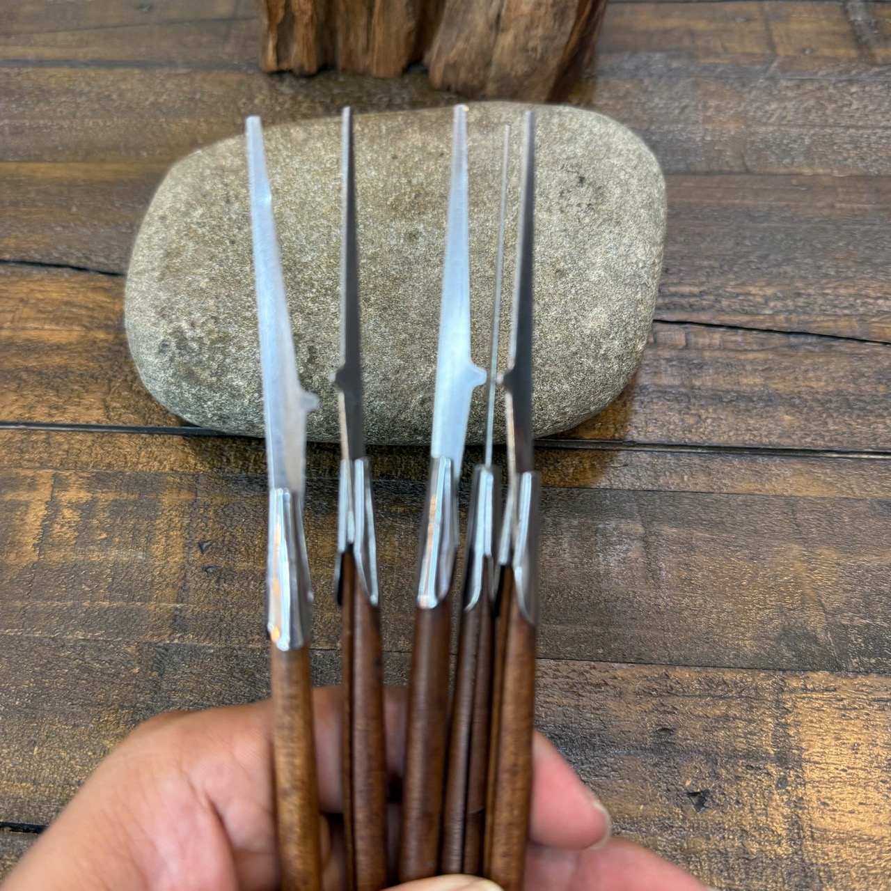 Dao Cạo Lông Tai Cán Gỗ