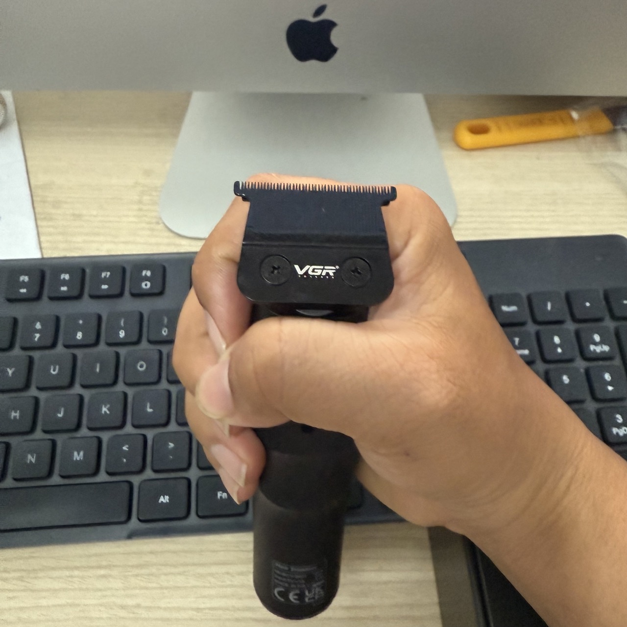 Tông Đơ Cạo Viên VGR V-880T