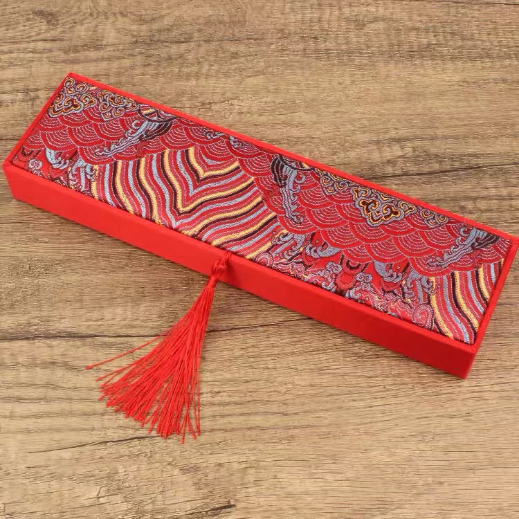 Hộp Đựng Dụng Cụ Ráy Tai