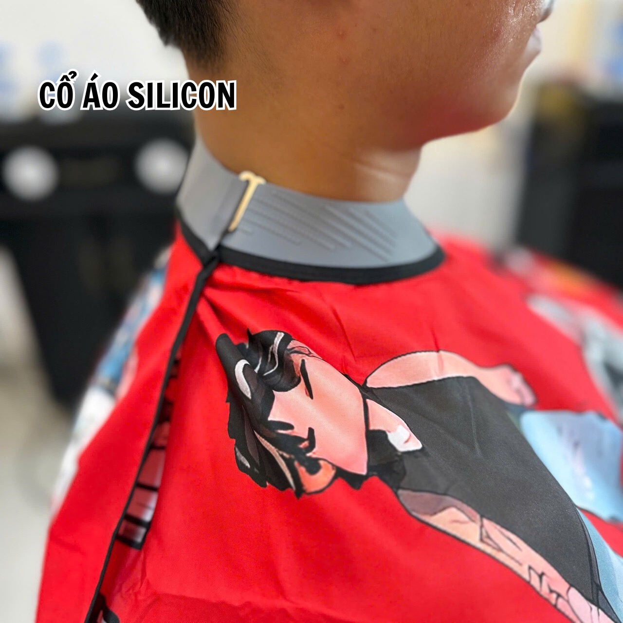 Áo Choàng Cắt Tóc MRD Chống Thấm Nước Cổ Silicon