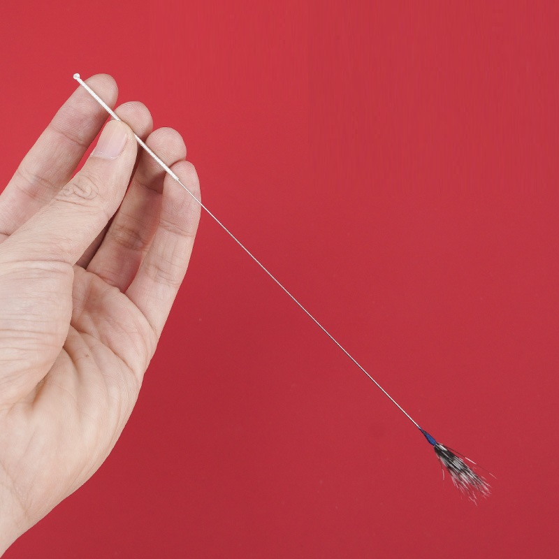 Lông gà lôi ngoáy tai