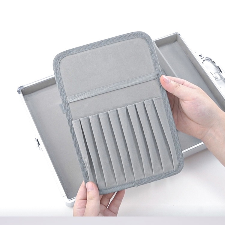 Hộp Vali Đựng Dụng Cụ Ráy Tai