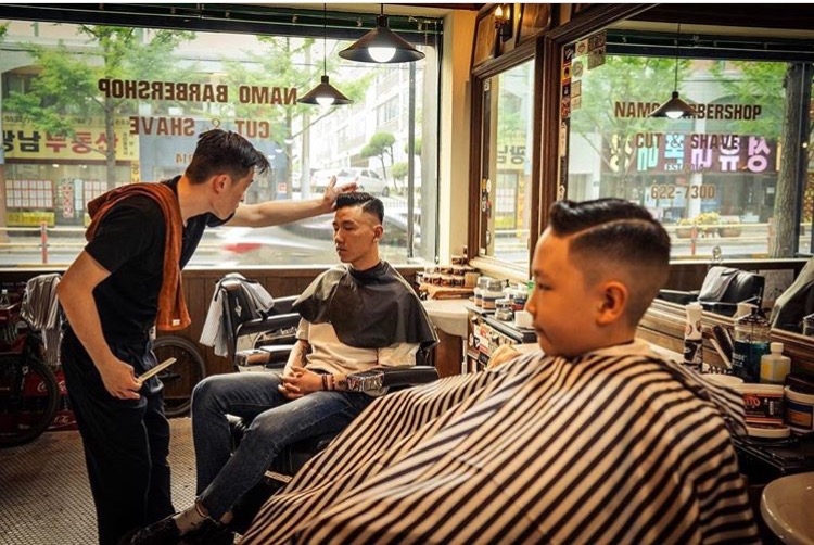 Áo Choàng cắt tóc Barber Sọc kẻ
