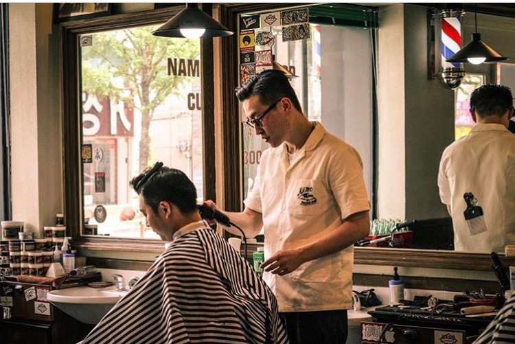 Áo Choàng cắt tóc Barber Sọc kẻ