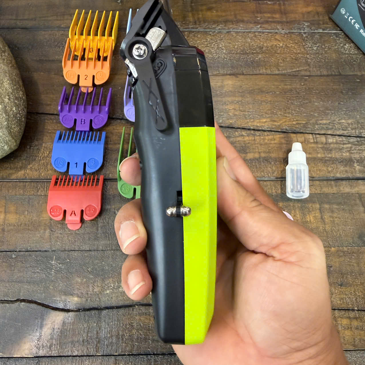 Tông Đơ Cắt Tóc KMA V9