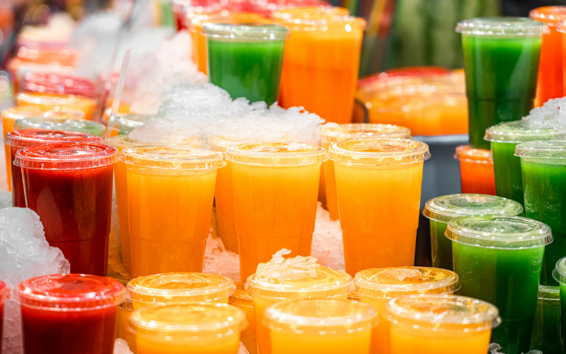 Cốc nhựa dùng 1 lần có hạn sử dụng không?