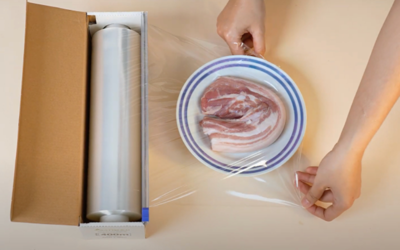 Cách sử dụng màng bọc thực phẩm an toàn