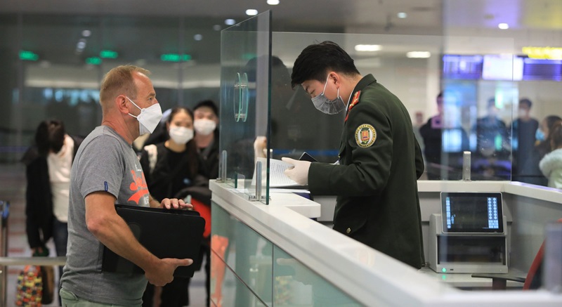 Kinh nghiệm làm thủ tục xin công văn nhập cảnh cho người nước ngoài 