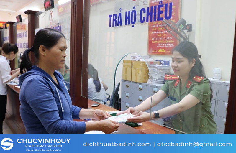 Công dân nước ngoài tạm trú ở một số tỉnh phía Bắc sẽ làm thủ tục tại Cục quản lý xuất nhập cảnh Hà Nội