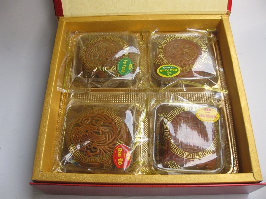 Lớp học làm bánh Trung thu, khai giảng 6h chiều thứ 3 (20-8-2013)