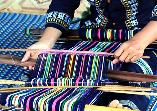 Brocade Things/ Dệt Thổ Cẩm