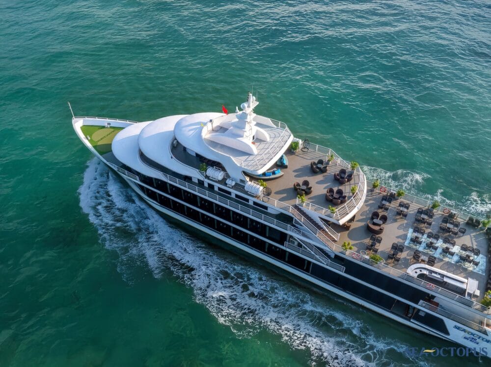 Sea Octopus- Daily Cruise: Hà Nội- Hạ Long- Tuần Châu- 1,400,000 VND