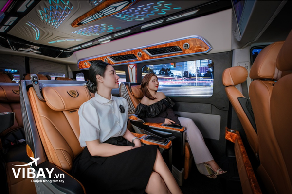 Thuê xe limousine đi Sapa 9 chỗ