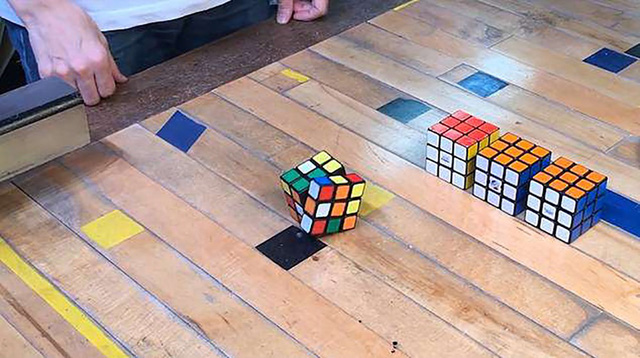 Sốc !! Ra đời khối Rubik 3x3 sở hữu trí tuệ nhân tạo