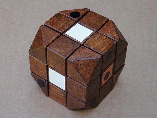 Những dấu mốc quan trọng trong lịch sử Rubik