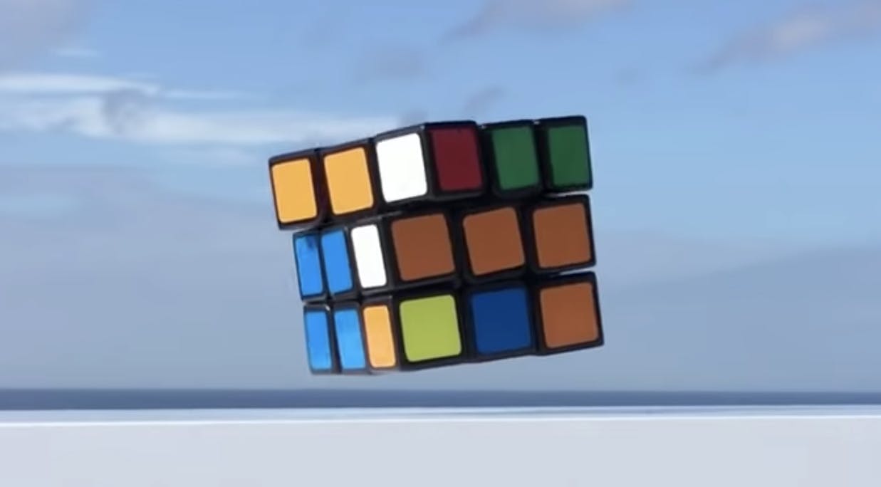 rubik lơ lửng