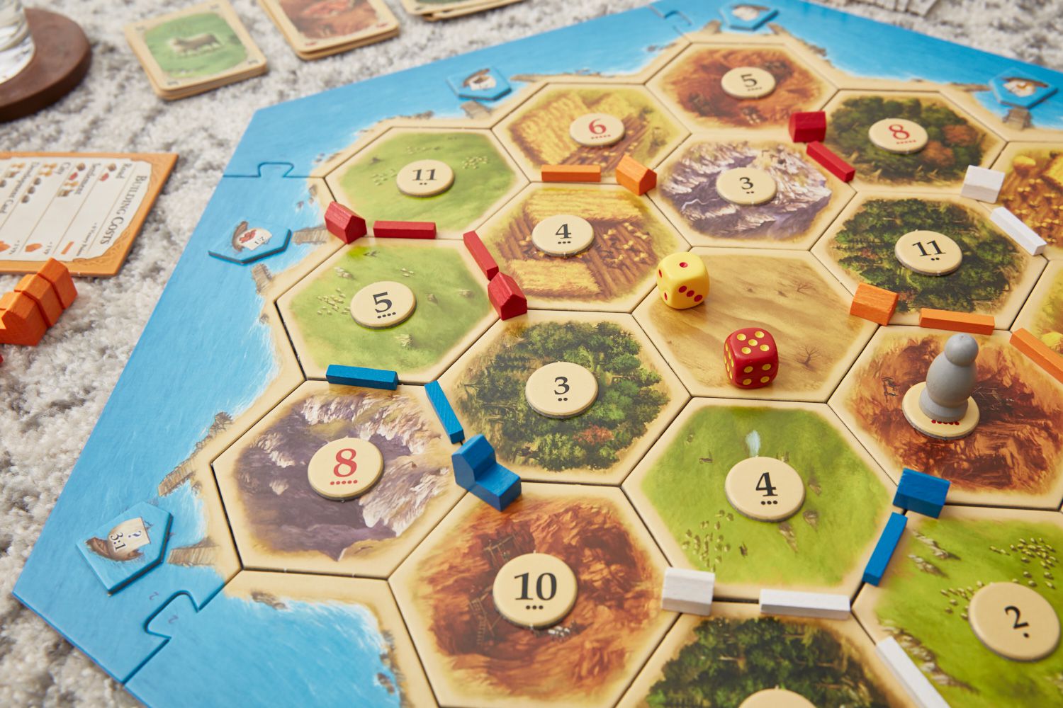 The Settlers of Catan Board Game Chiến Thuật Khai Hoang Vùng Đất Mới Hộp Đời Cổ