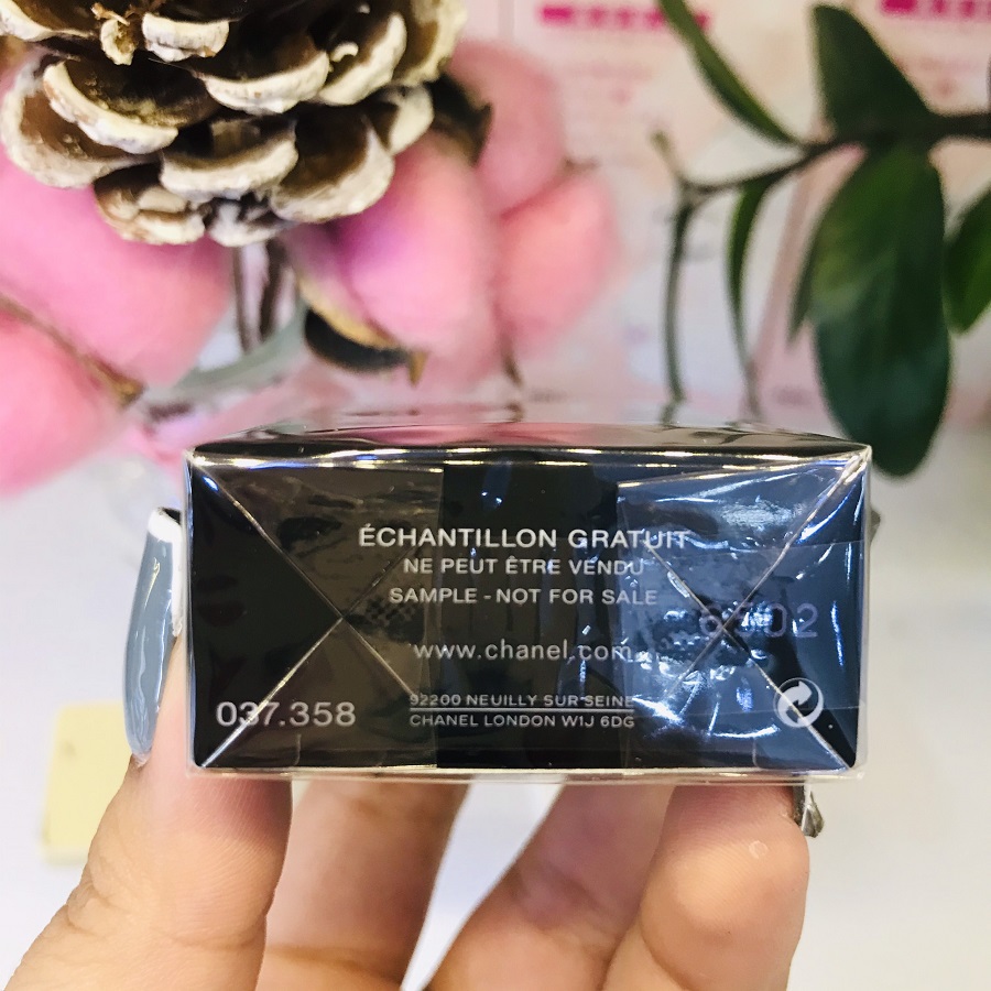 NƯỚC HOA MINI CHANEL - BLEU EDP 10ML (NAM) | Hàng Xách Tay Giá Tốt HeaStore NƯỚC HOA MINI CHANEL - BLEU EDP 10ML (NAM) | Hàng Xách Tay Giá Tốt HeaStore