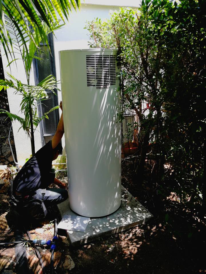 Máy nước nóng bơm nhiệt thế hệ mới Heat pump Stiebel Eltron