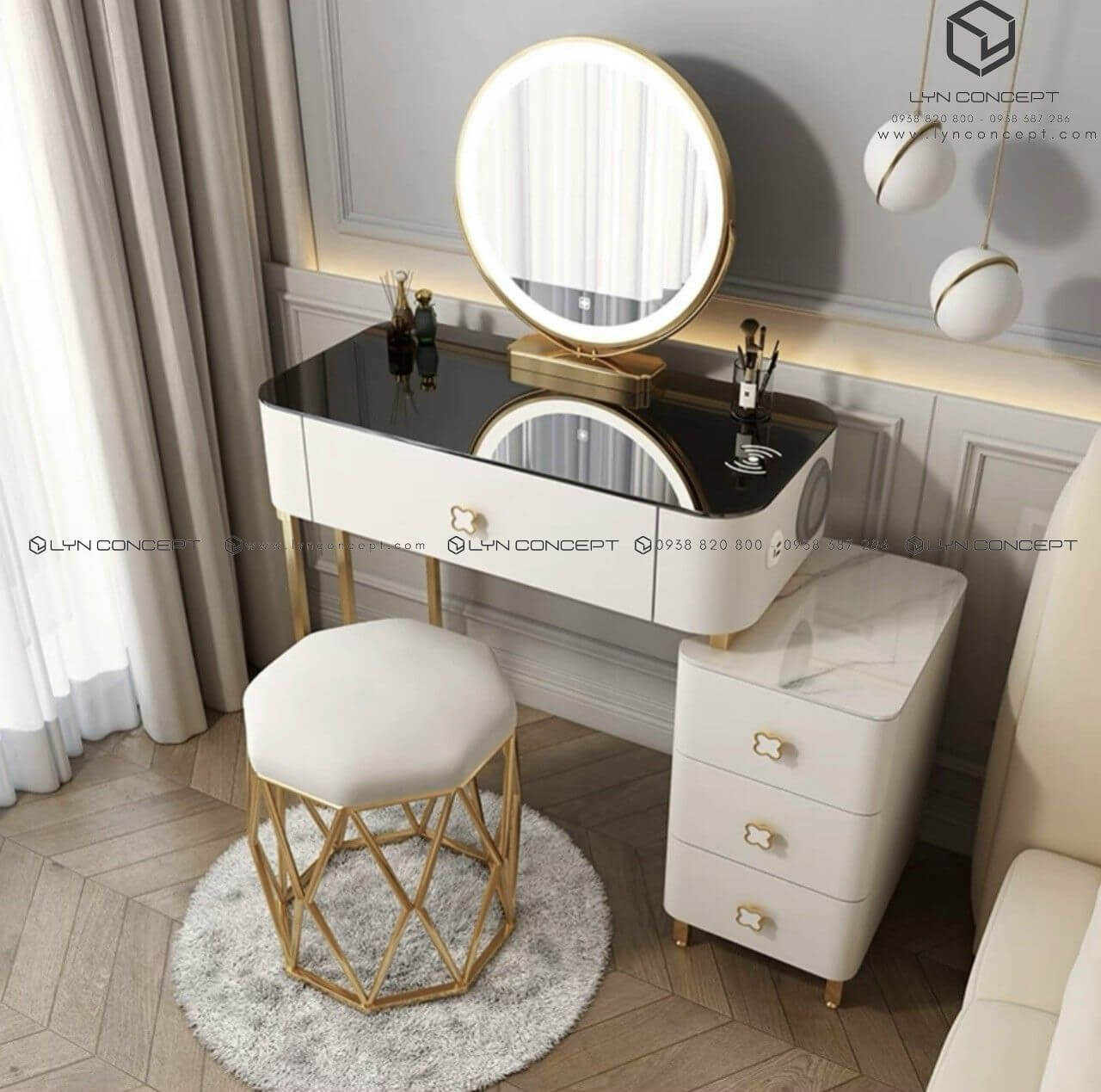 Bàn Trang Điểm Mini Nhập Khẩu Cho Phòng Nhỏ Hiện Đại