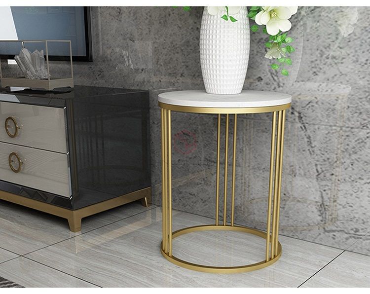 Bàn Góc Sofa Tròn Mặt Đá Trắng Chân Inox Mạ Vàng Cao Cấp - BT04