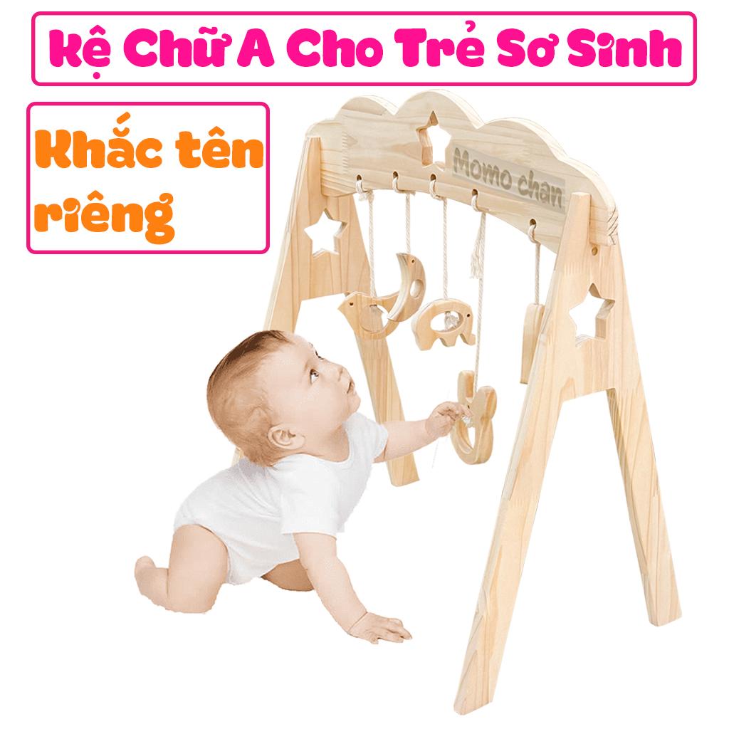 Kệ Chữ A Gỗ Sơ Sinh Tặng 5 Loại Lục Lạc Treo Nôi Chất Liệu Gỗ Thông Cao Cấp