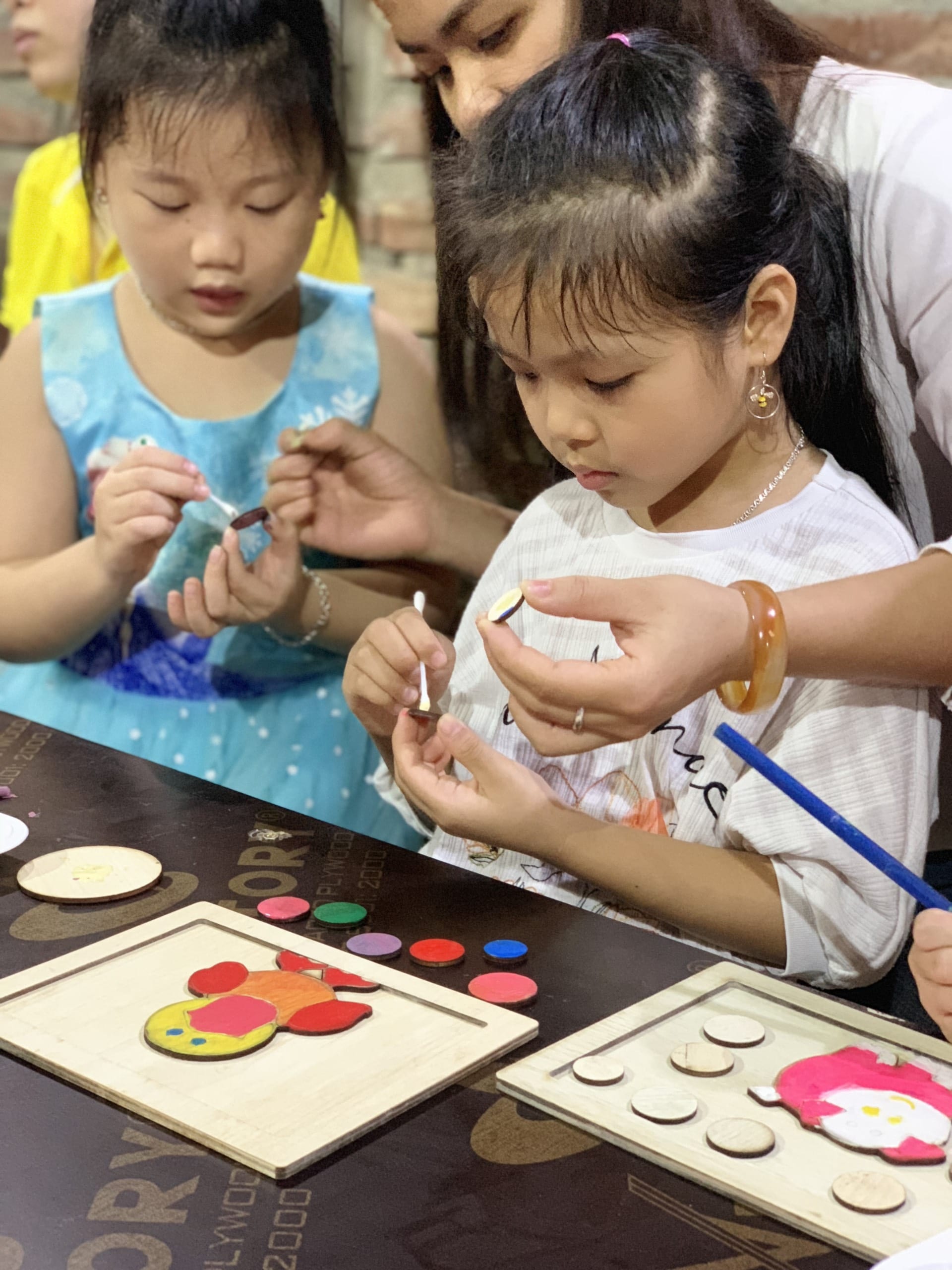 Buổi WorkShop Đáng Nhớ Của Các Bé Trường Mầm Non Việt Nhật Tại Xưởng Đồ Chơi Benrikids