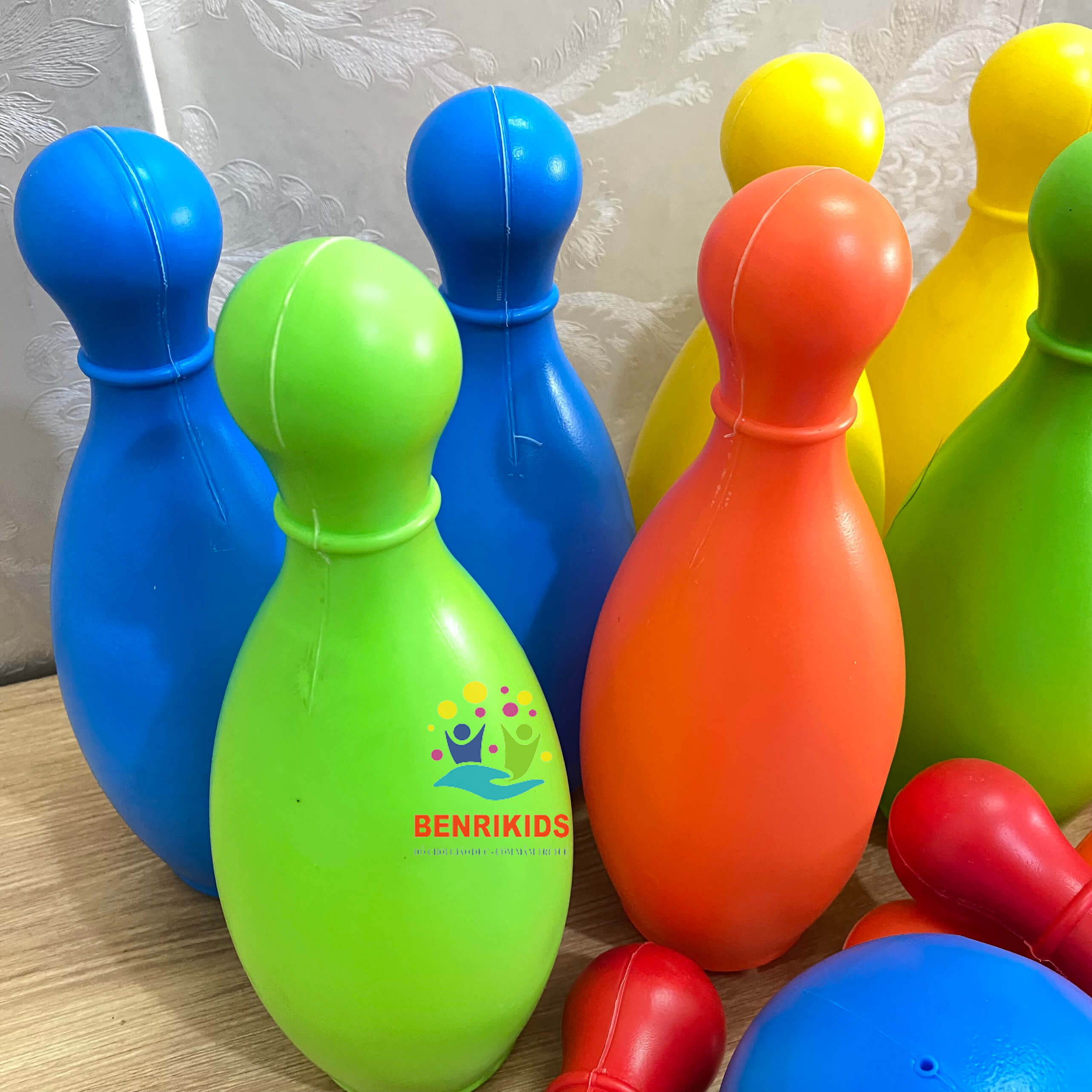 Bộ Đồ Chơi Bowling Nhựa Vijago Cao Cấp Cho Bé Rèn Luyện Tay Chân