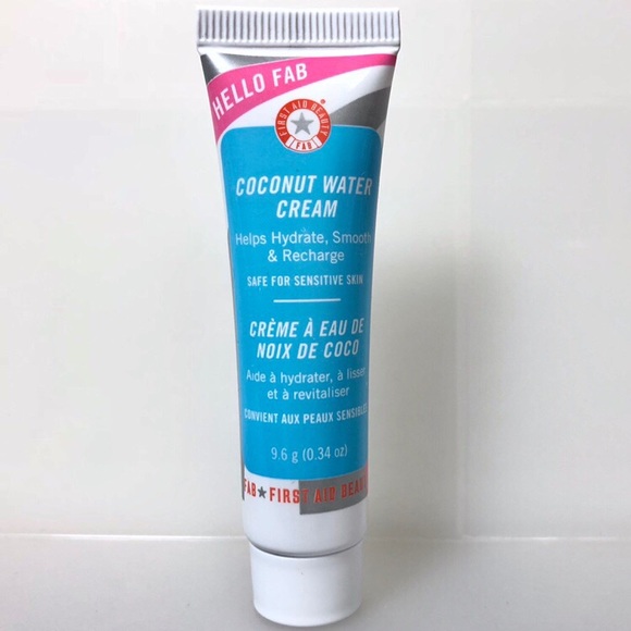 (Mini) Kem dưỡng FIRST AID BEAUTY Hello FAB Coconut Water Cream 9.6g