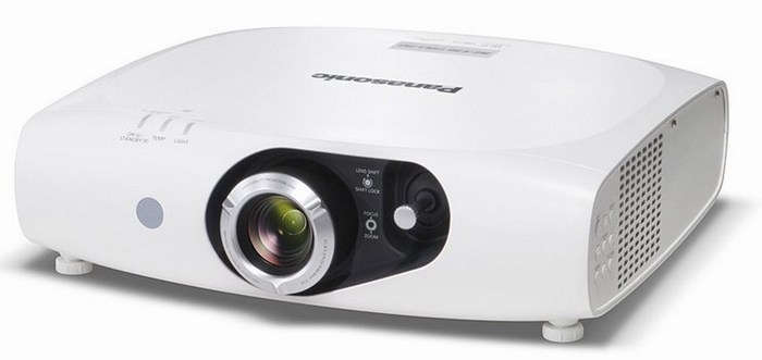 Máy chiếu laser Panasonic PT-RZ470EAK