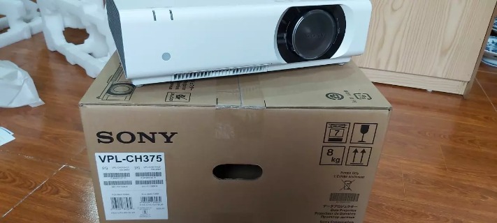 Máy chiếu hội trường Sony VPL-CH375