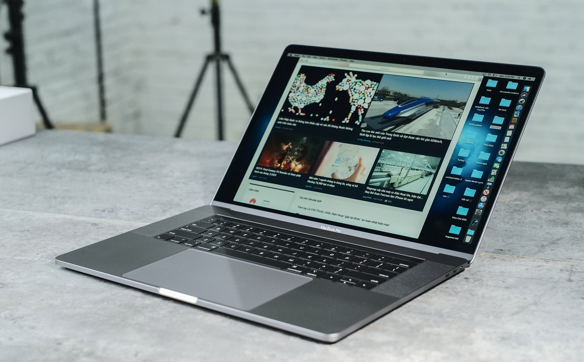 Trên tay Macbook Pro 15