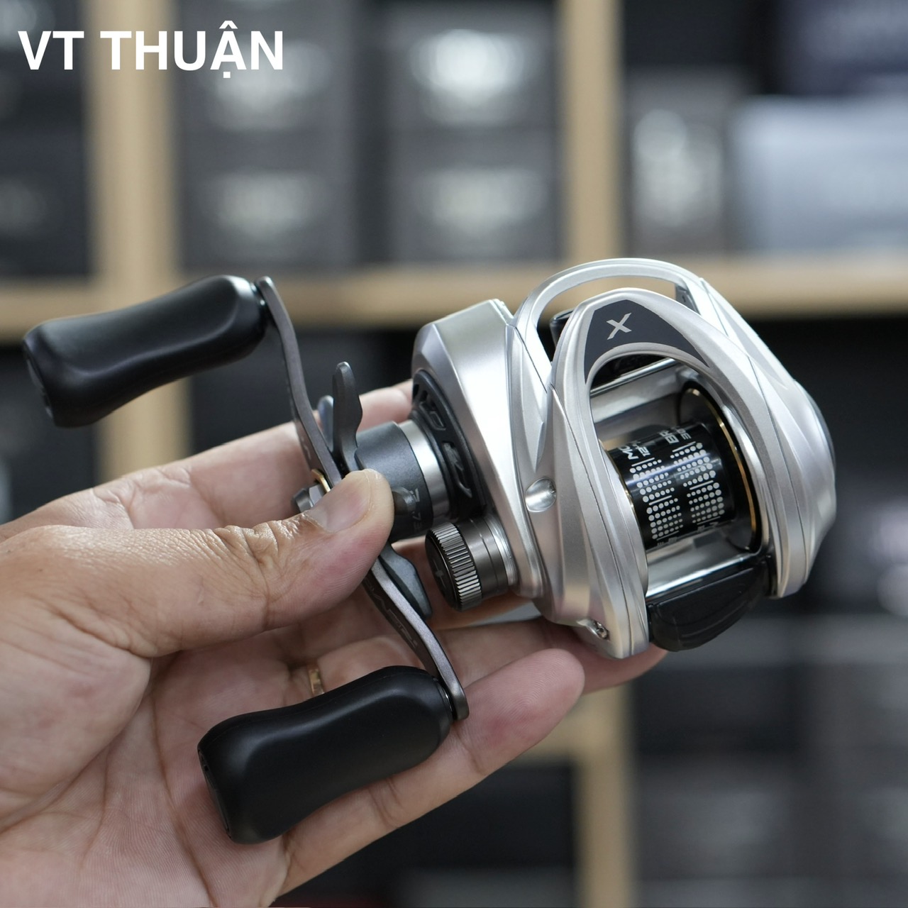 Máy Ngang Abu Garcia VOLTIQ REVO X