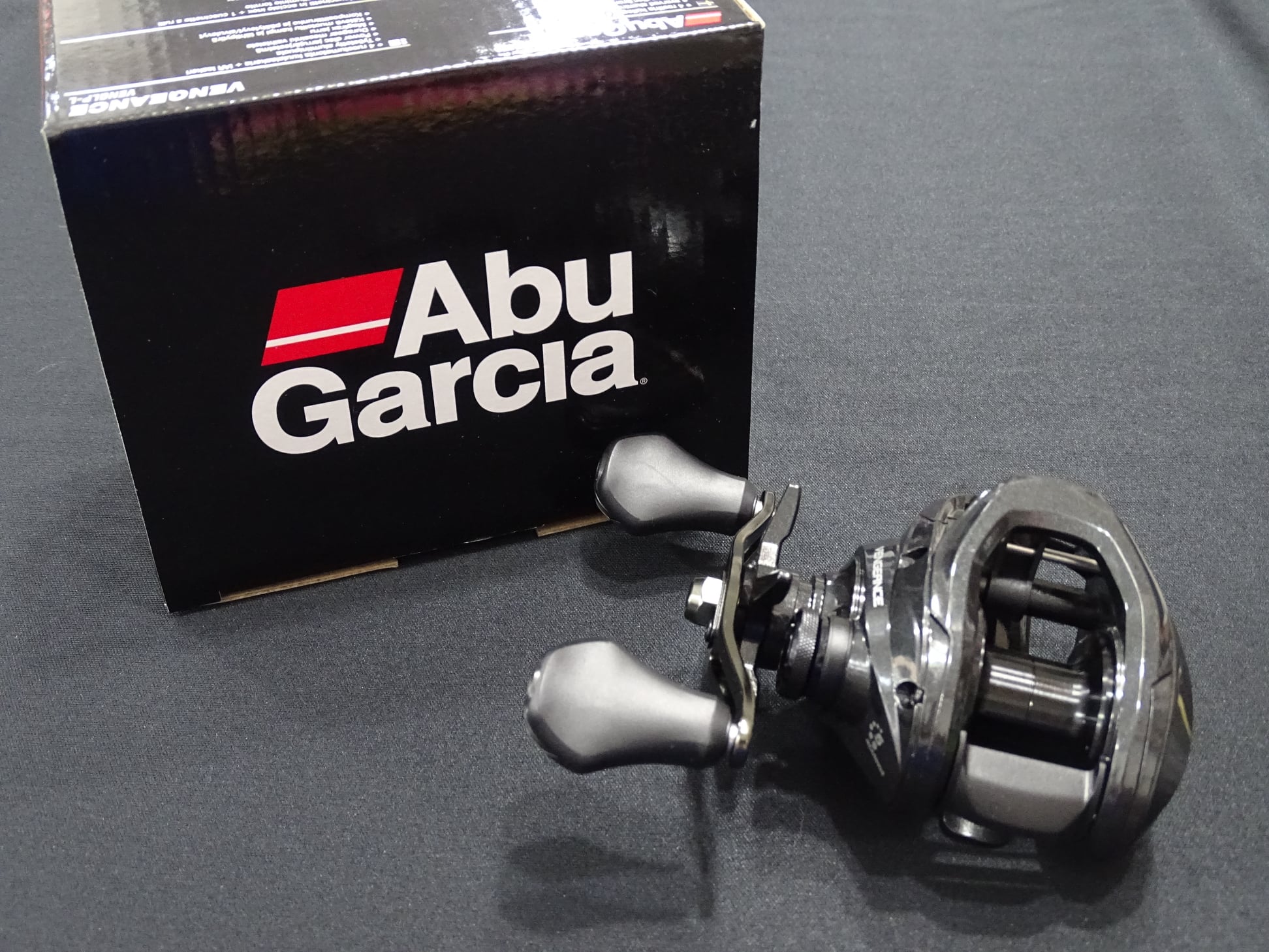 Máy ngang Abu Garcia VENGEANCE
