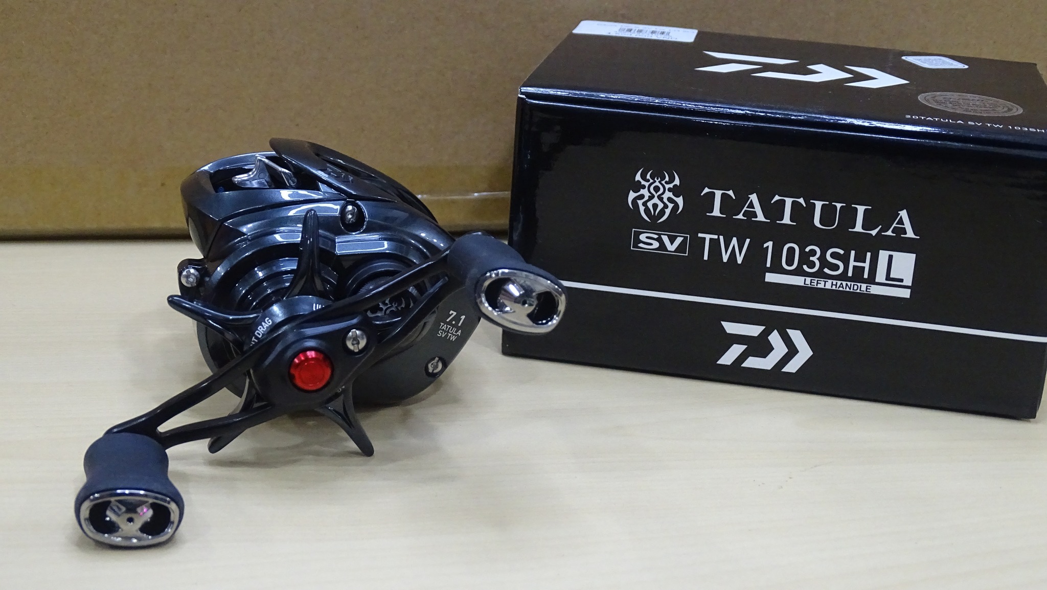 Máy câu cá DAIWA TATULA SV TW