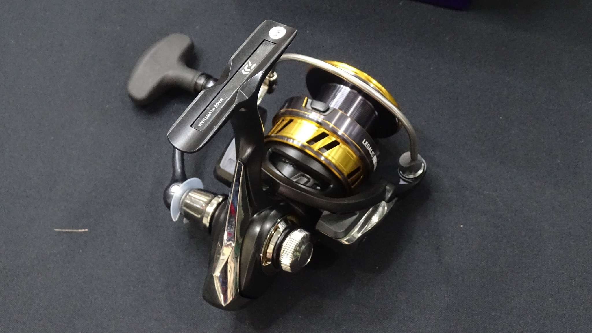 Máy câu cá DAIWA Legalis LT 2500,3000