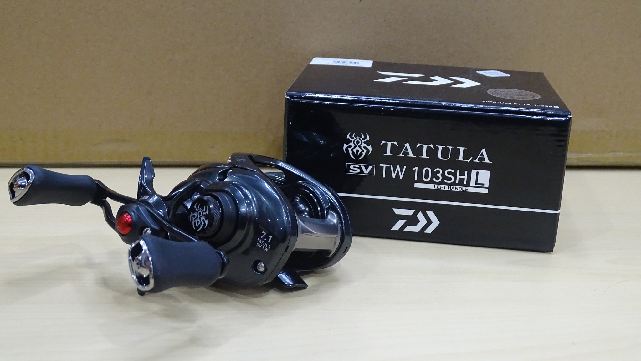 Máy câu cá DAIWA TATULA SV TW