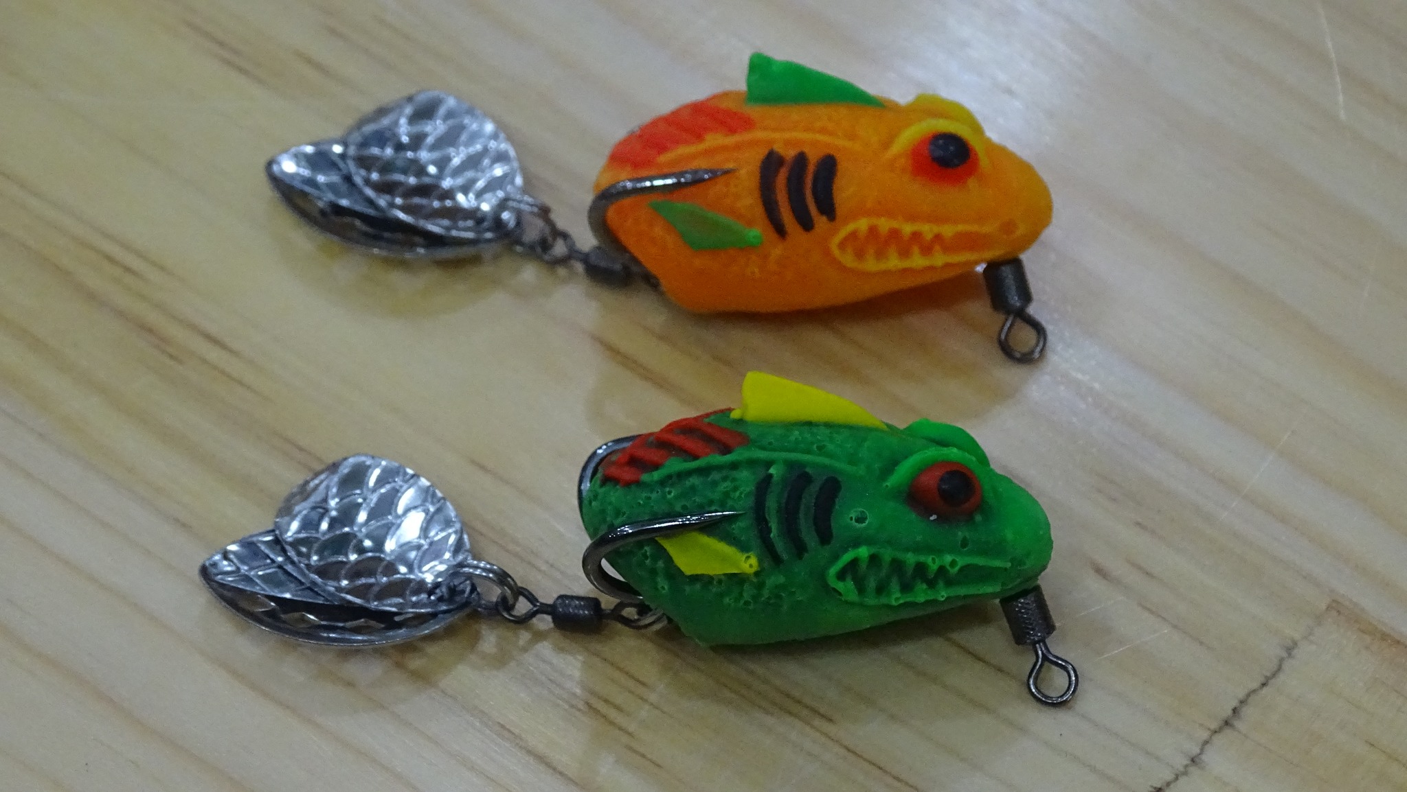 Mồi câu cá Nhái hơi Sharky Frog Thái Lan