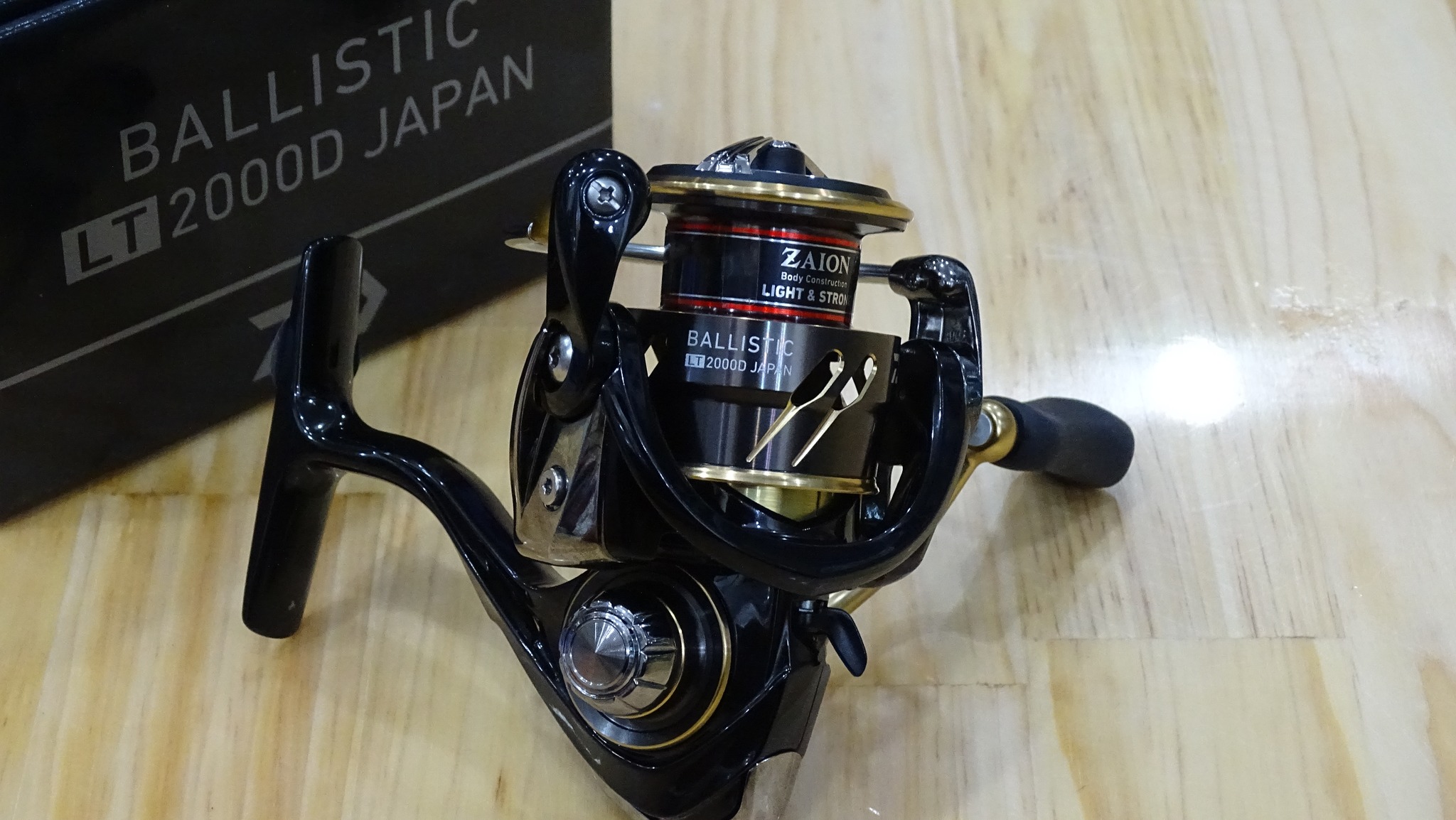 Máy câu cá Daiwa Ballistic