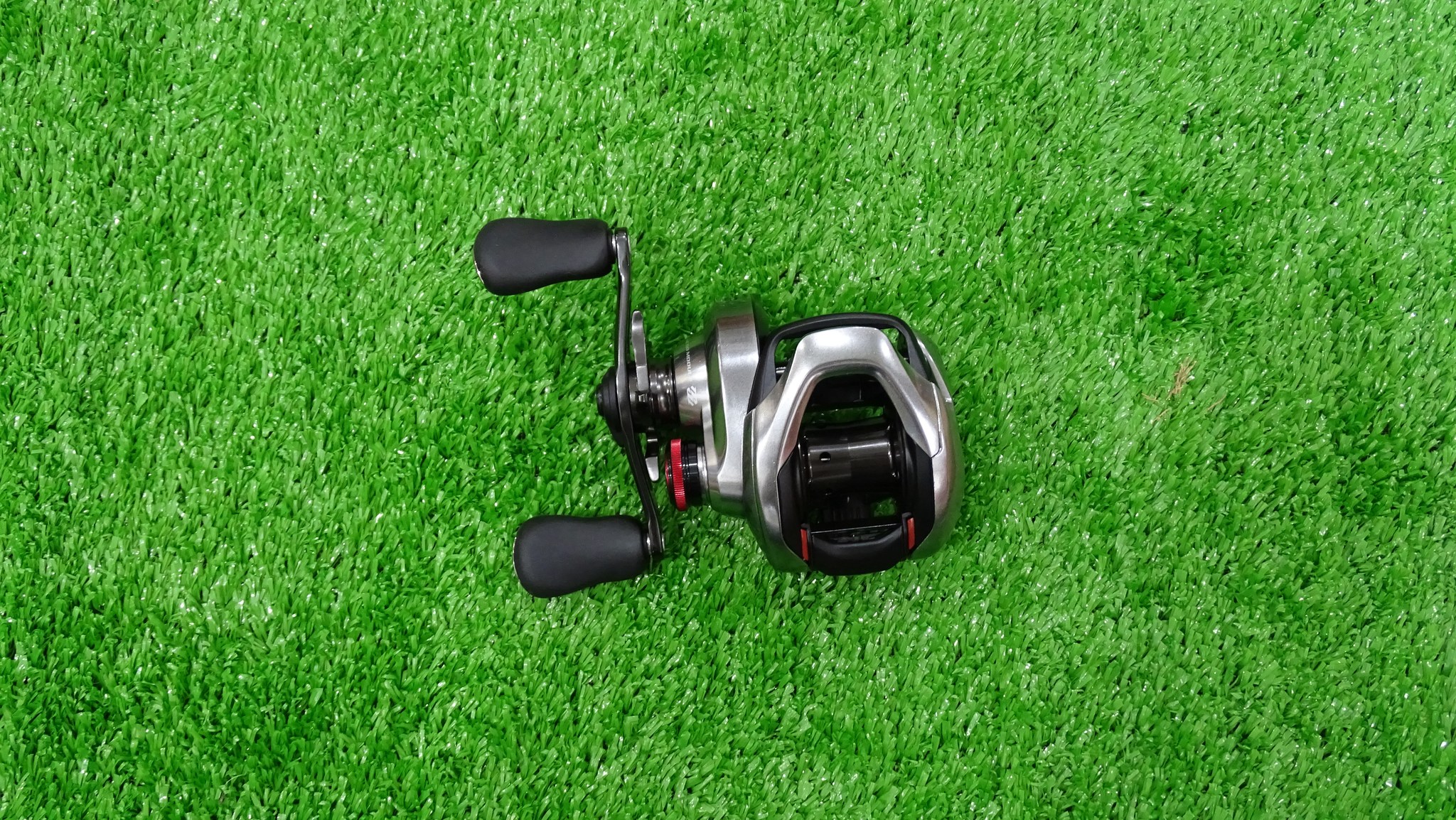 Máy câu Shimano Scorpion DC