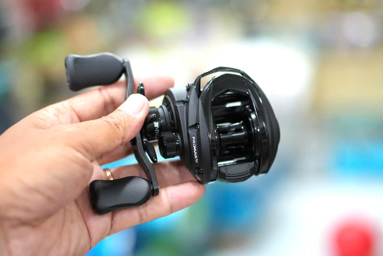 Máy ngang Abu Promax SX