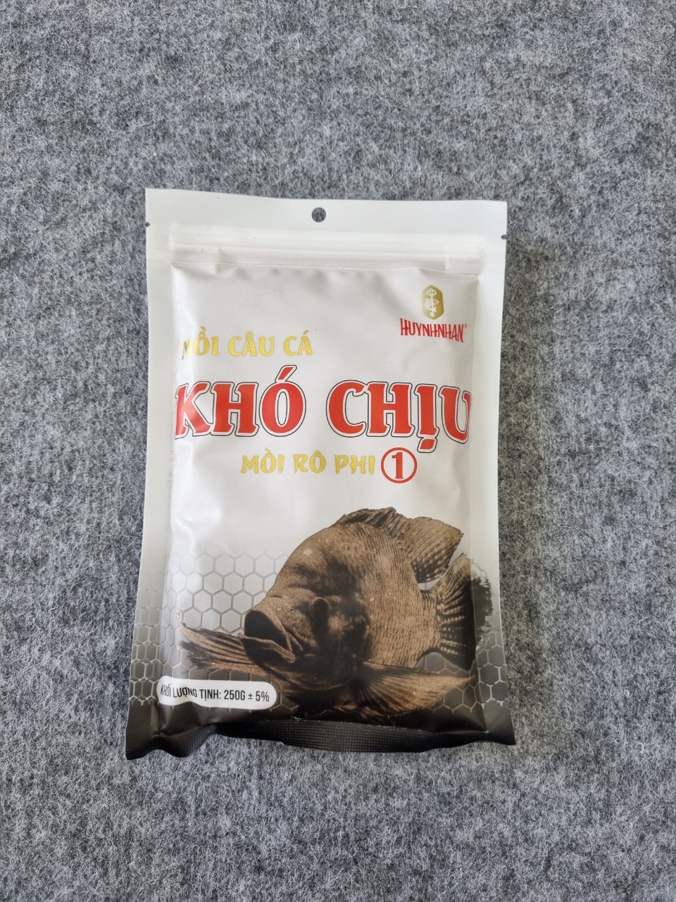 Cám Khó Chịu trắng [Sản Phẩm Mới Ra Mắt]