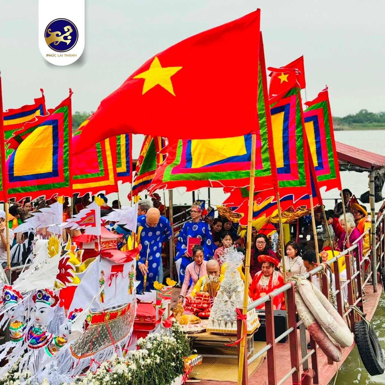 TOÀN CẢNH LỄ HỘI LÀNG GỐM BÁT TRÀNG