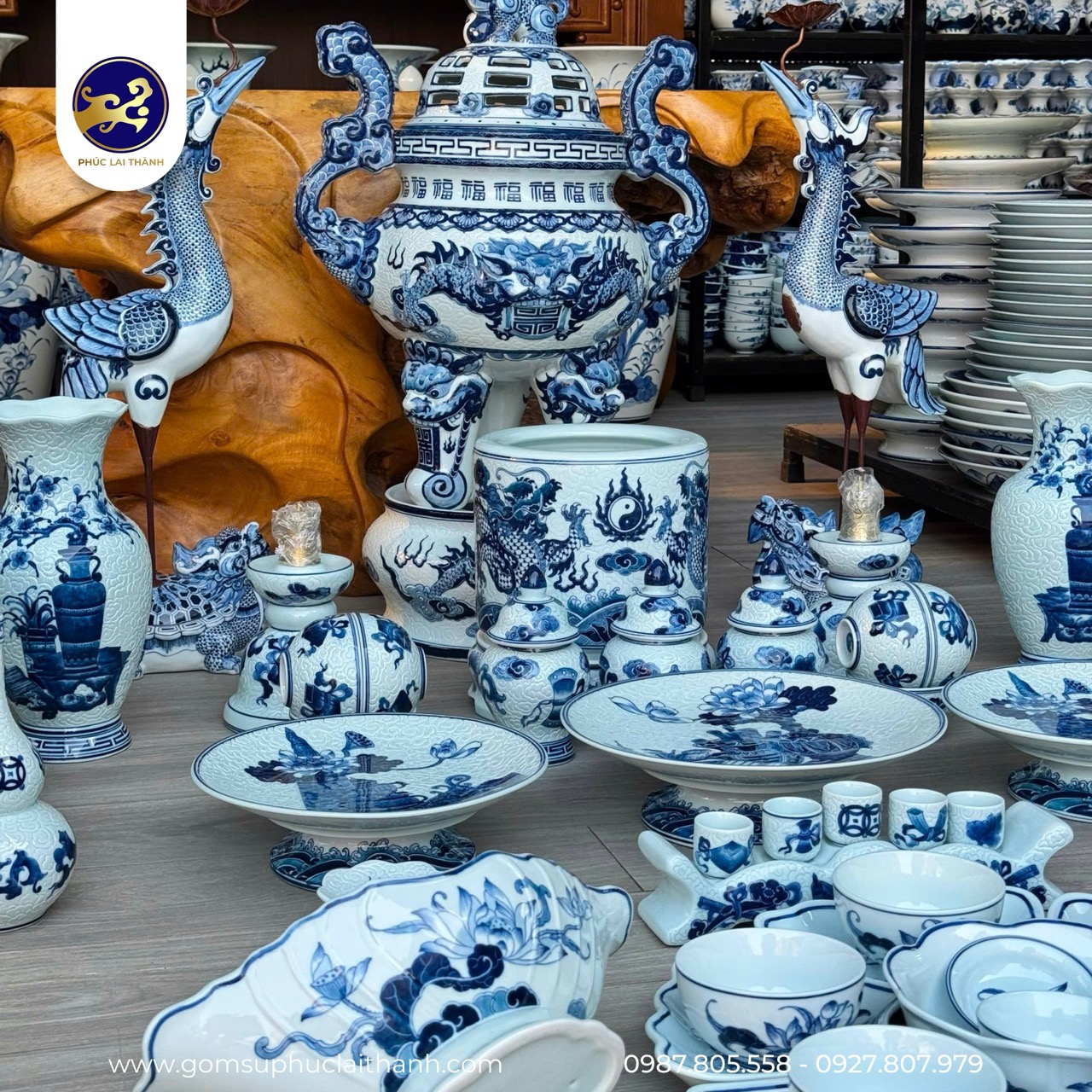 Dọn bàn thờ cuối năm: Nên thay mới những vật phẩm nào để đón năm mới an yên?