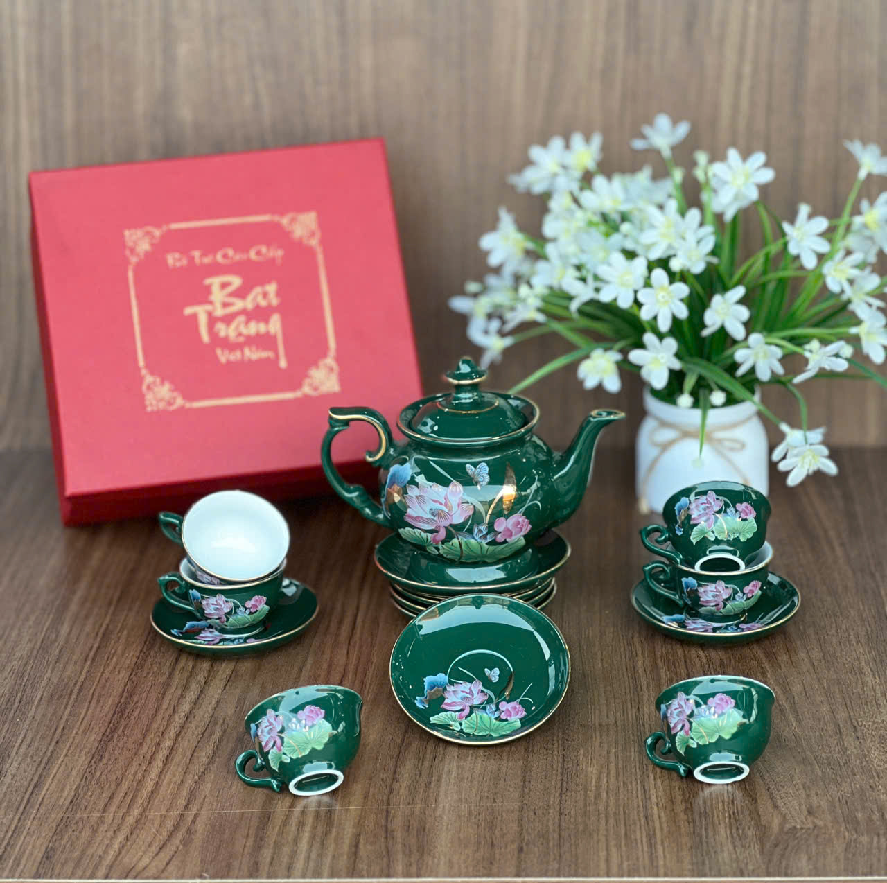 Bộ ấm chén Đài Các Sen Lục Bảo